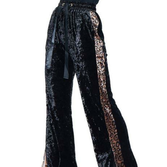 not sure Pants - Palazzo pants with side leopard print